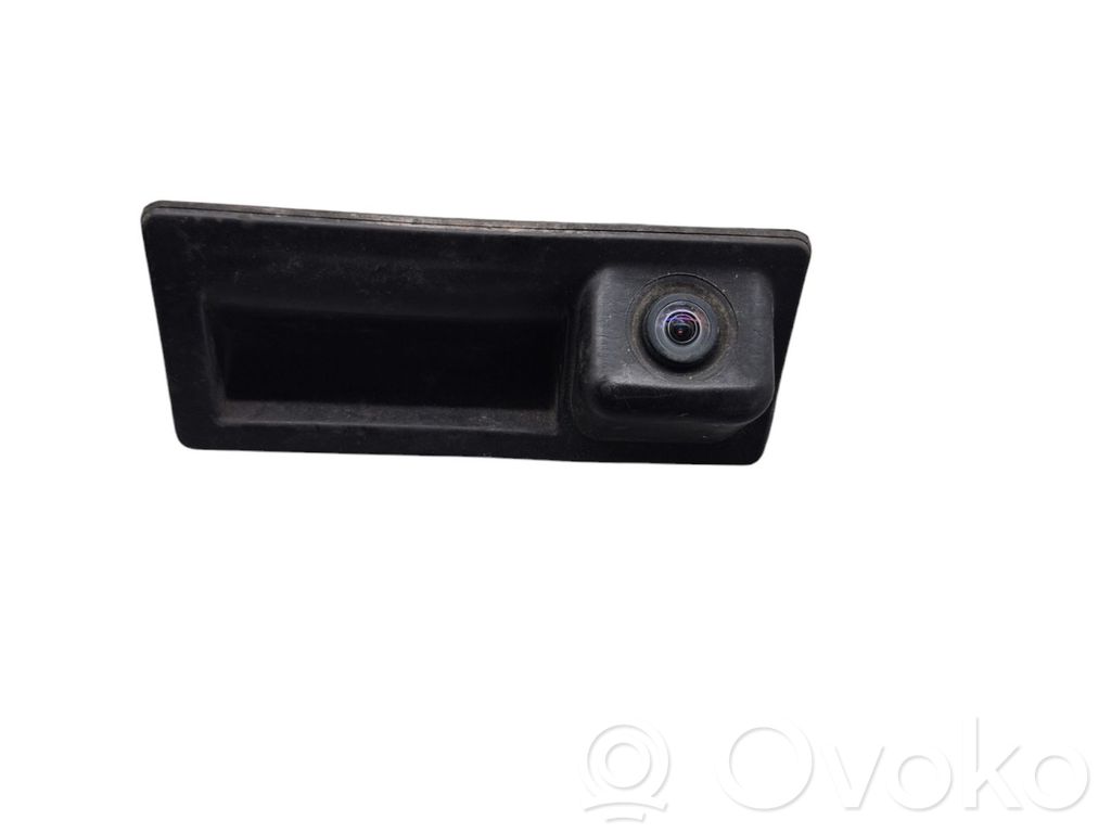 Interruptor para abrir la puerta trasera   5M0827566A