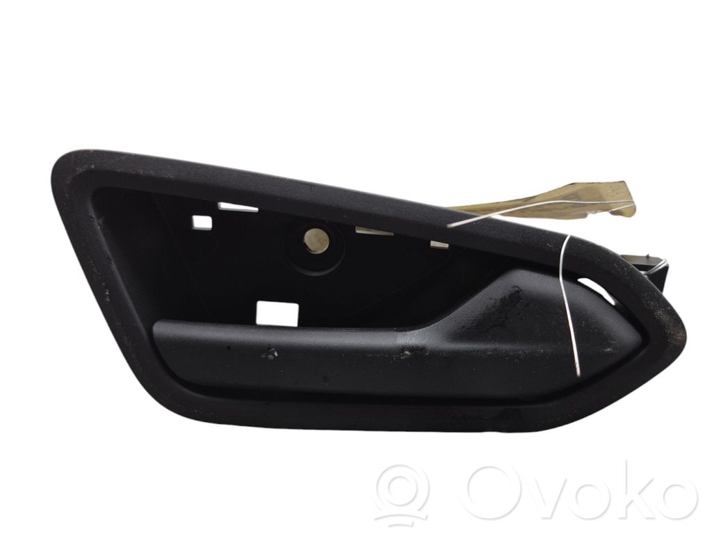 Etuoven sisäkahva   826721672R
