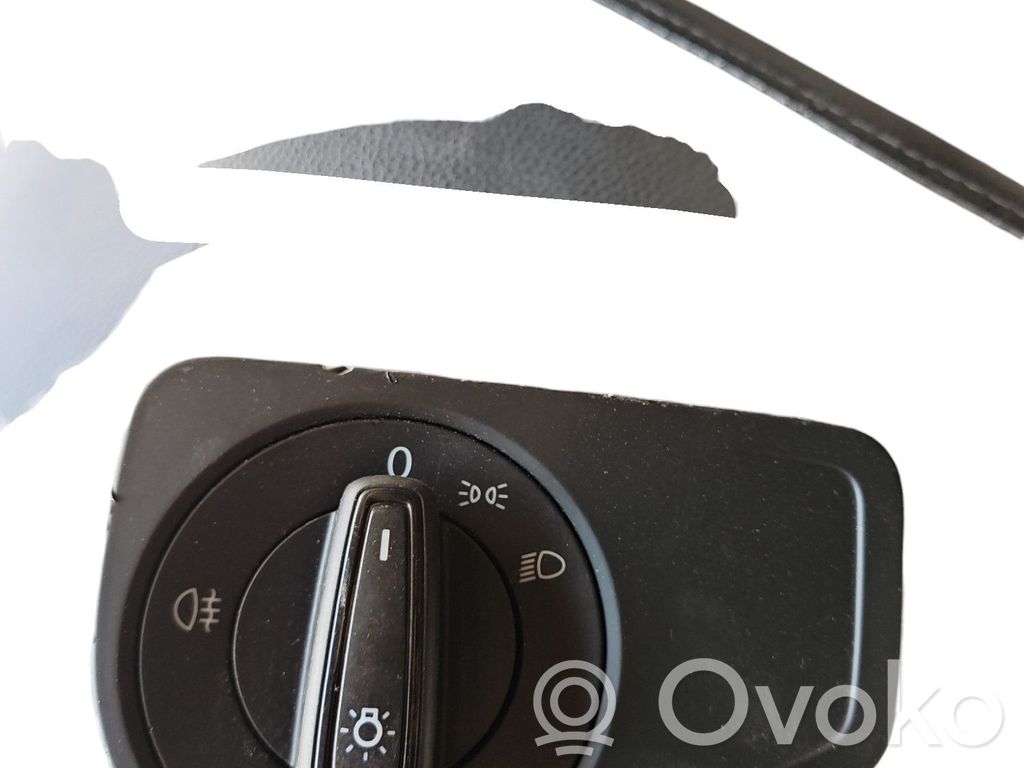 Volkswagen Golf VII Interruptor de luz 