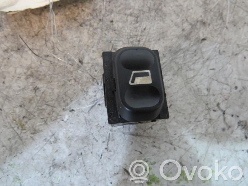 Peugeot 406 Comutator comandă geamuri electrice 