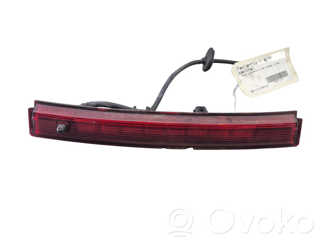 Kolmas/lisäjarruvalo   265902759R