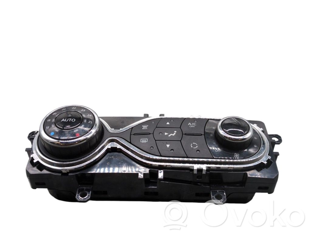 Climate control unit   275100037R