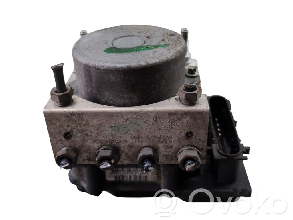 ABS-pumppu   47660BC66A