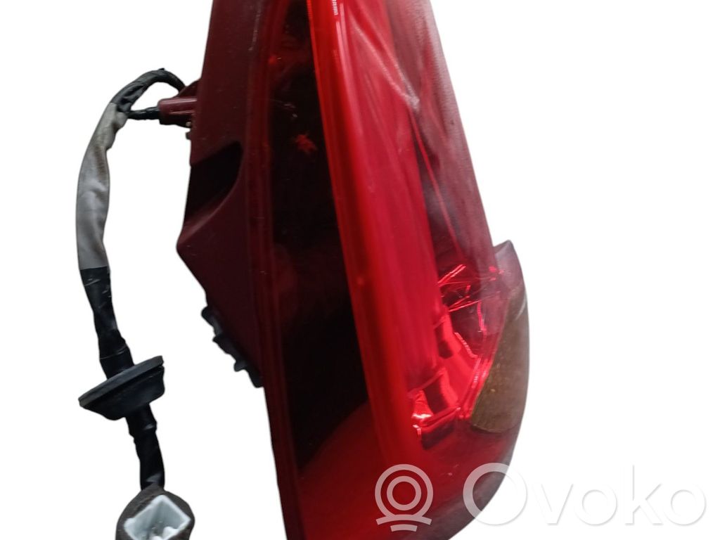 Takavalot   924011Y310