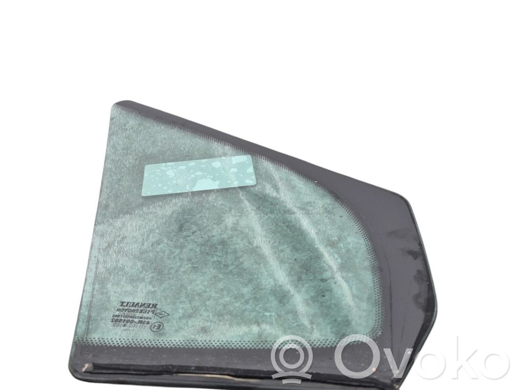 Etuoven kulmalasi, neliovinen malli   8200209950