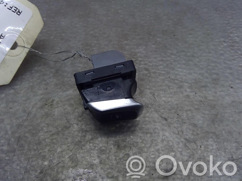 Comutator comandă geamuri electrice   8K0959855BV10