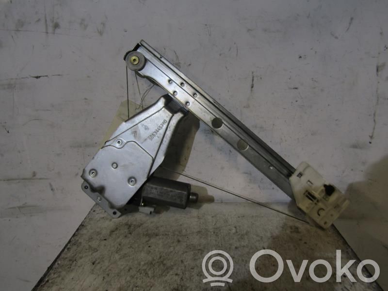Regulador de puerta trasera con motor   922487