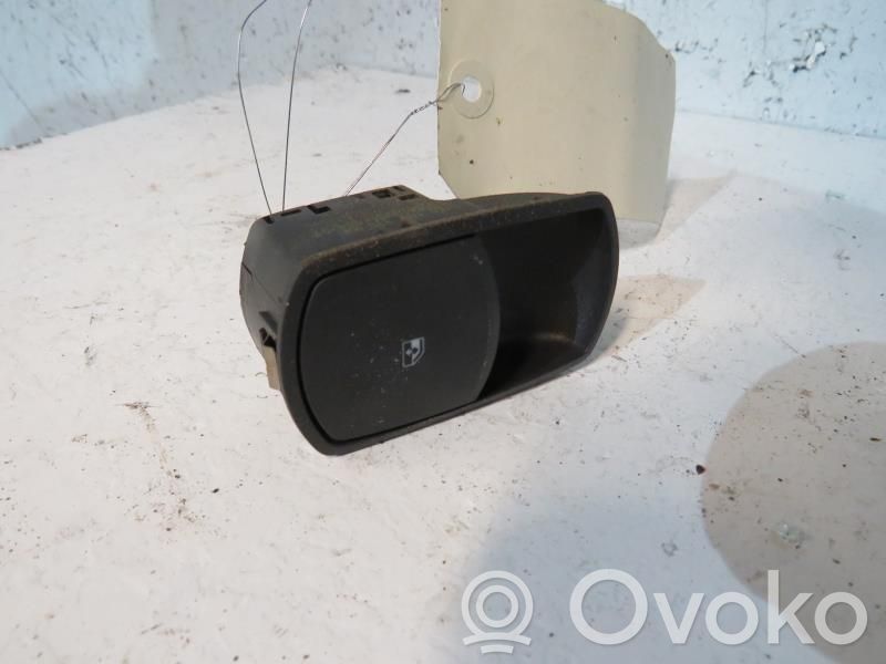 Electric window control switch   13206806