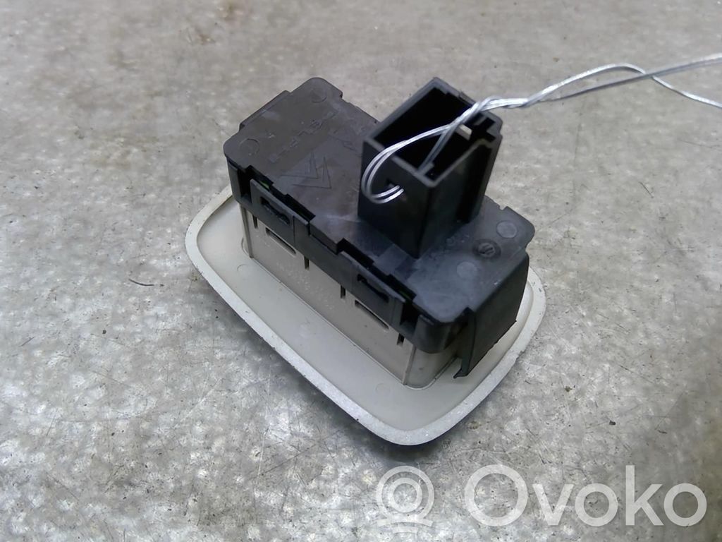 Interruptor del elevalunas eléctrico   6490PZ