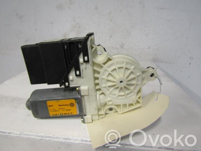 Volkswagen Golf IV Macara geam ușă spate cu motor 