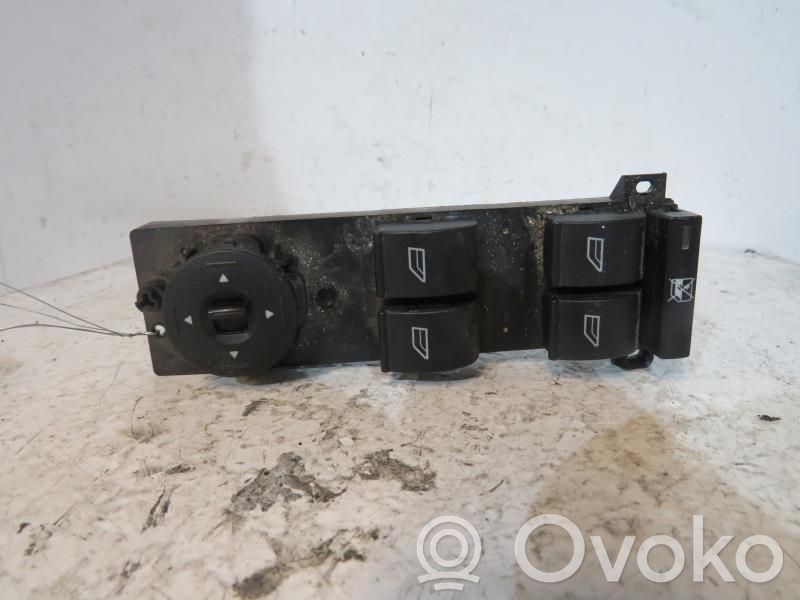 Ford C-MAX I Interruptor del elevalunas eléctrico 