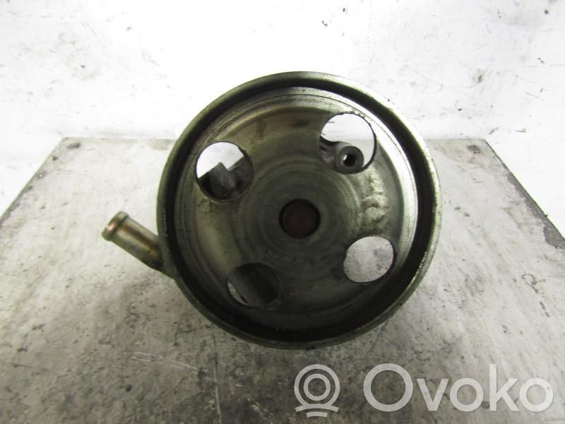 Mazda 2 Power steering pump 