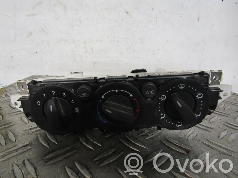 Climate control unit   1719798