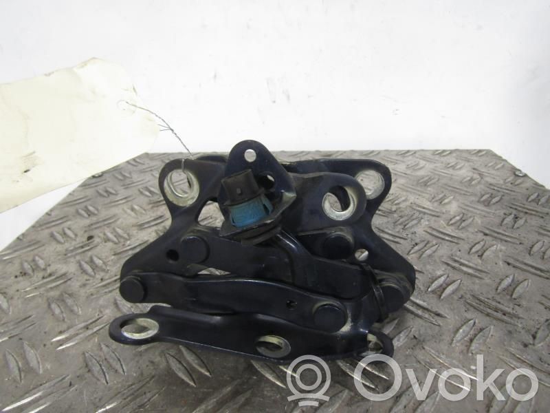 Volkswagen Sharan Konepellin saranat 