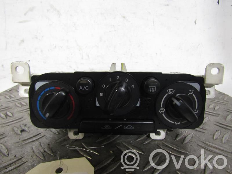 Mazda 323 Climate control unit 