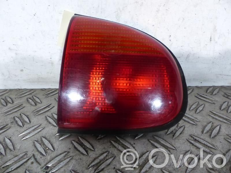 Ford Escort Takaluukun takavalot 