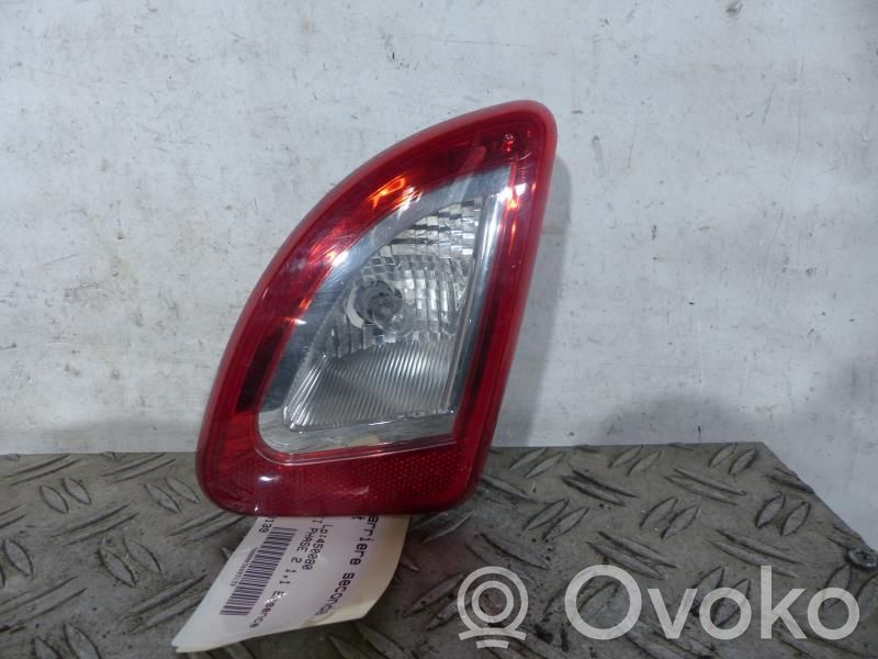 Renault Twingo II Luci posteriori del portellone del bagagliaio