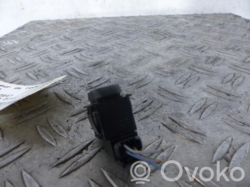 Electric window control switch   655471