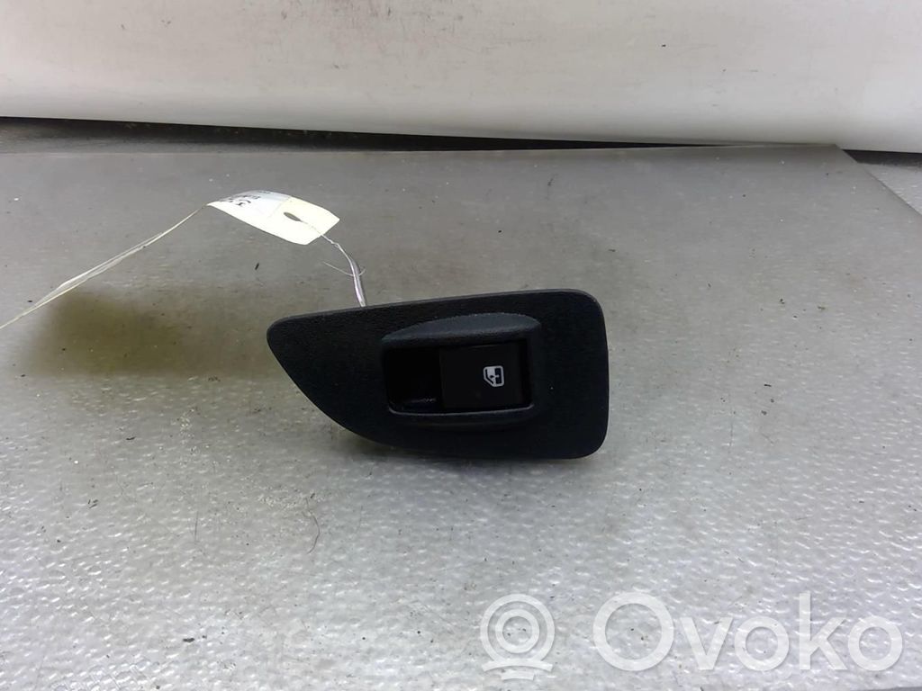 Fiat Bravo Przyciski szyb 