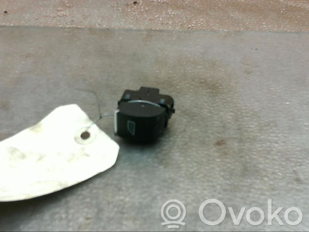Electric window control switch   1850432
