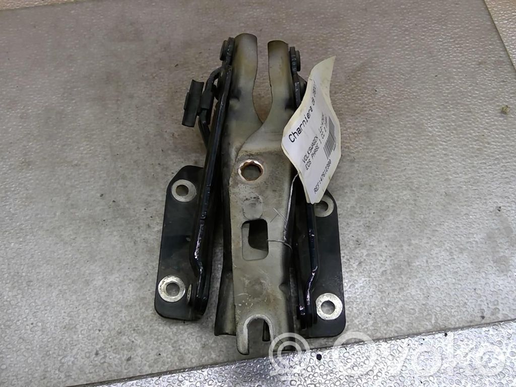 Engine bonnet/hood hinges   1Q0823301C