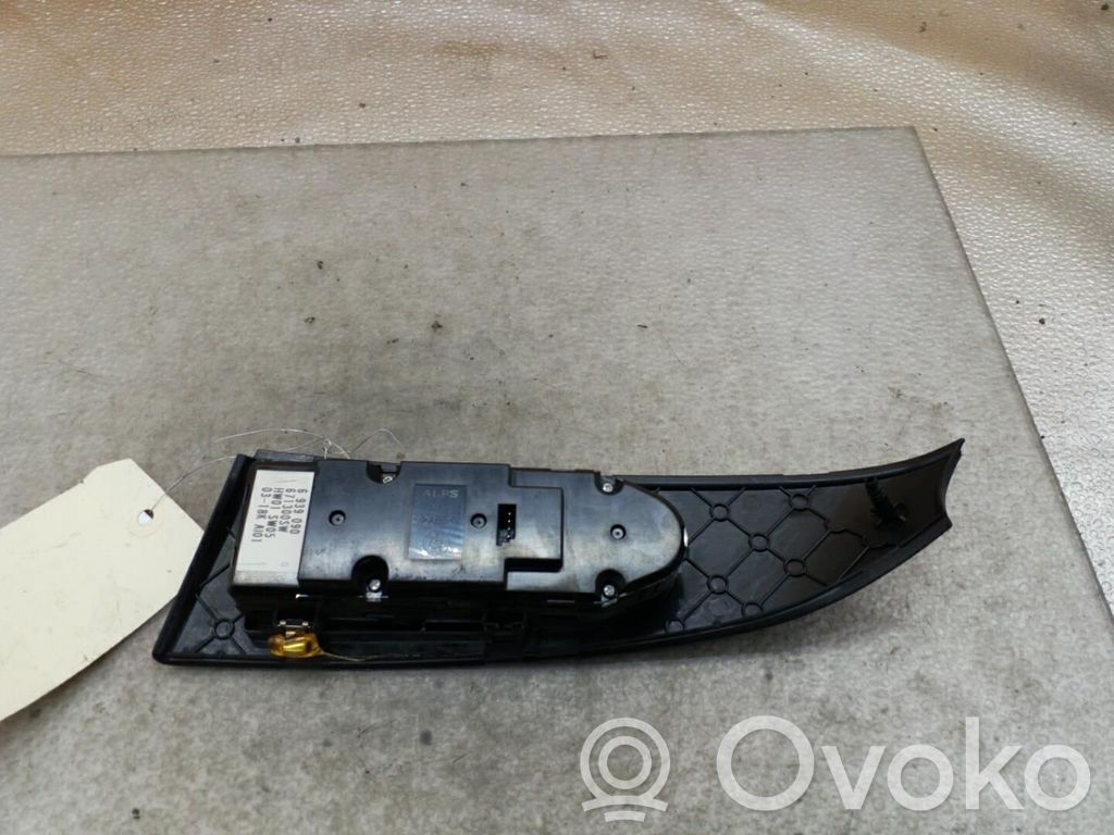 Electric window control switch   61316951920