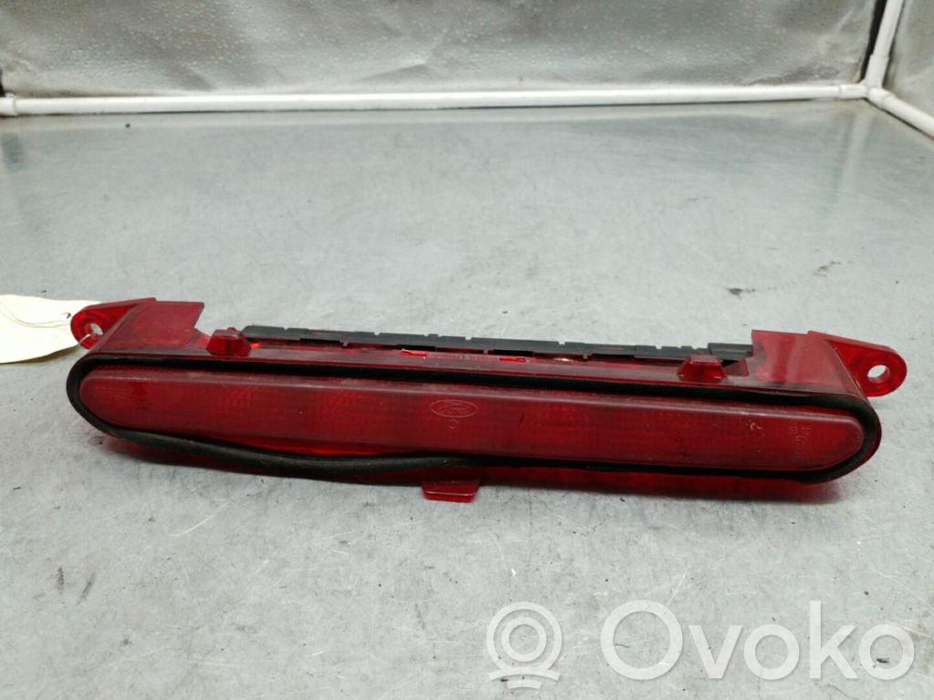 Ford Focus Third/center stoplight 
