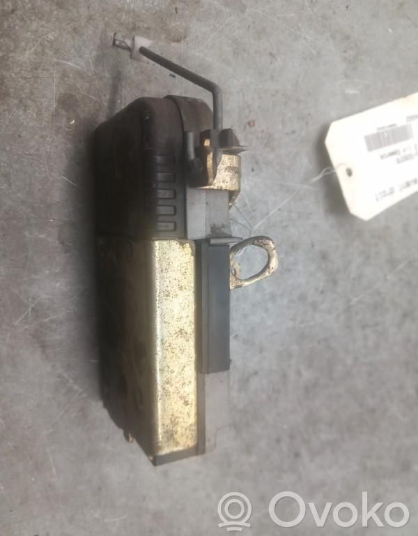Front door lock   9136J1
