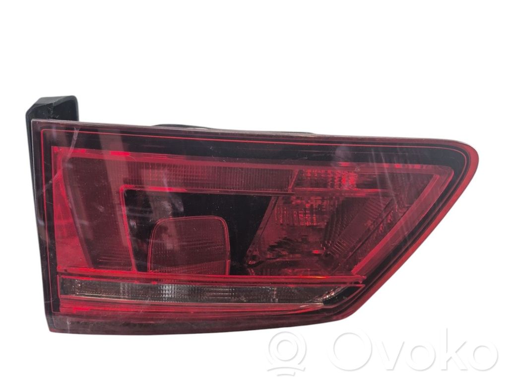 Volkswagen Golf Sportsvan Lampy tylnej klapy bagażnika 