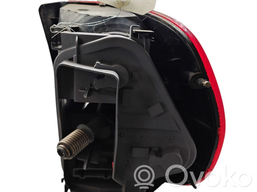 Volkswagen Fox Lampă spate în caroserie 