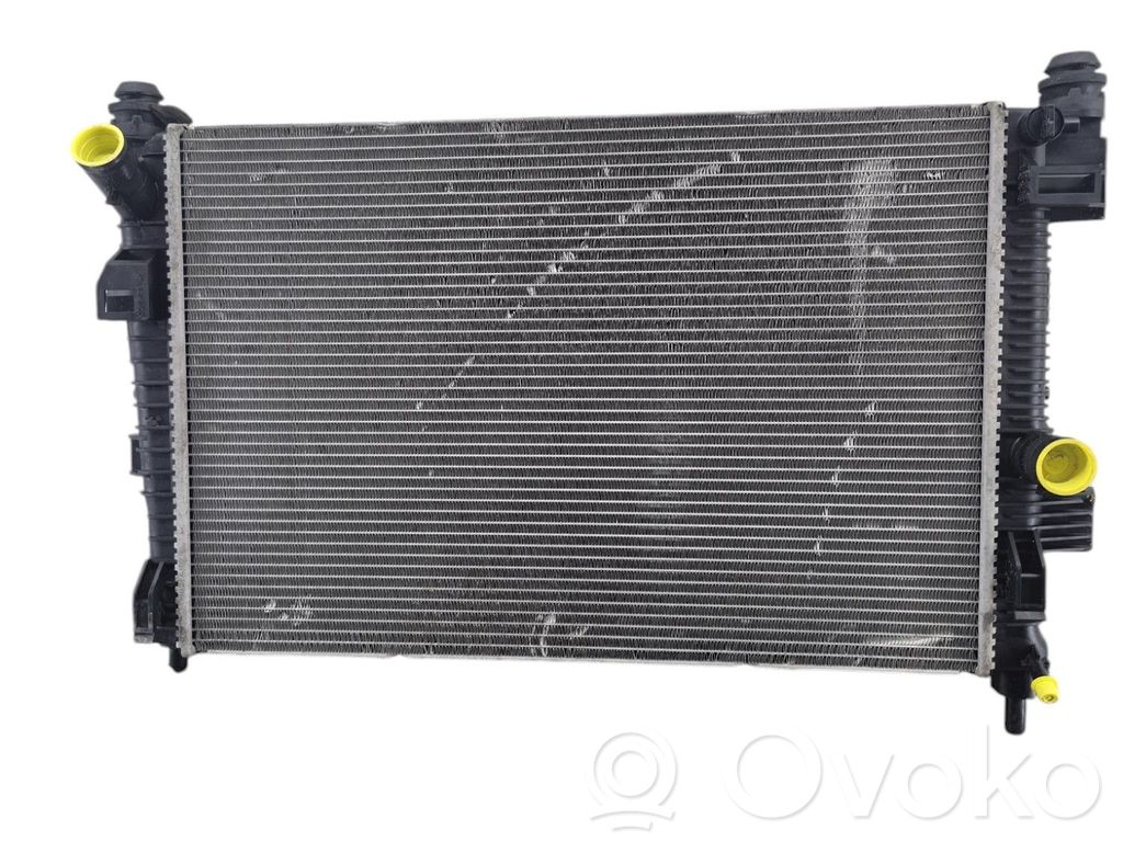 Ford Grand C-MAX Coolant radiator 