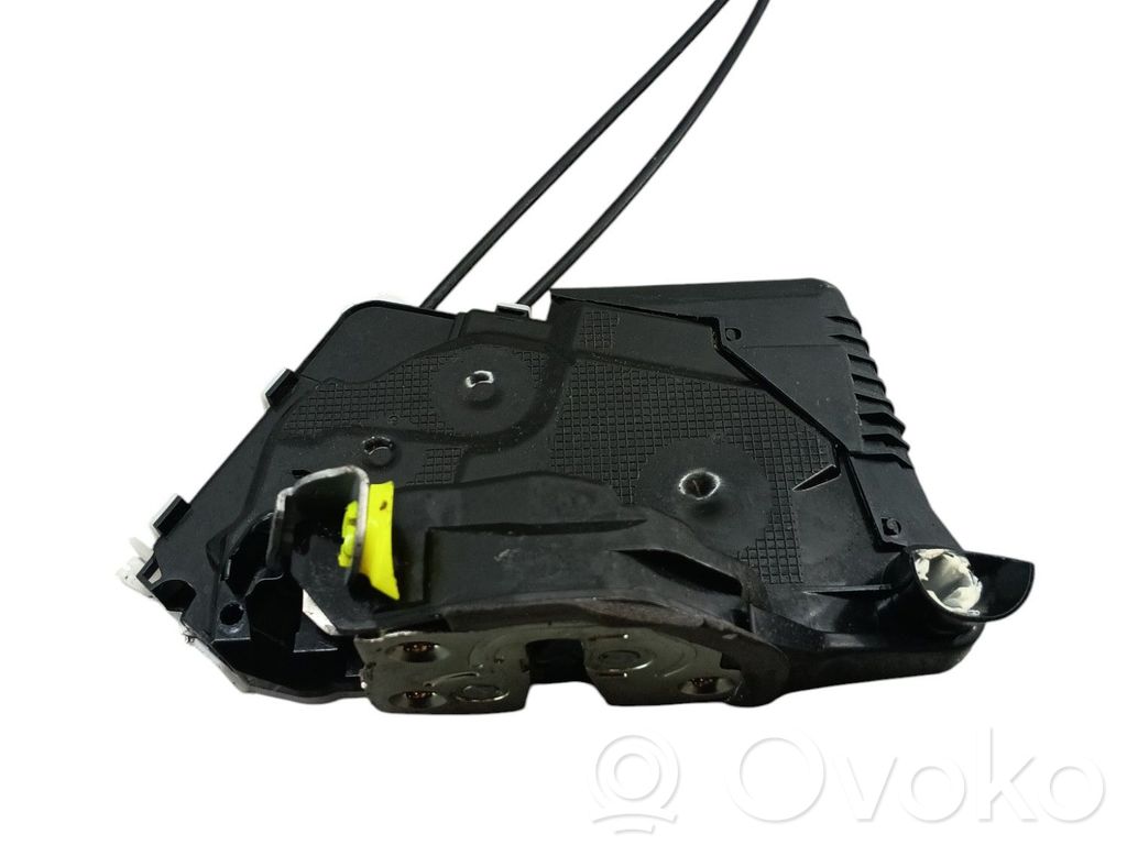 Cerradura de puerta trasera   690600D310
