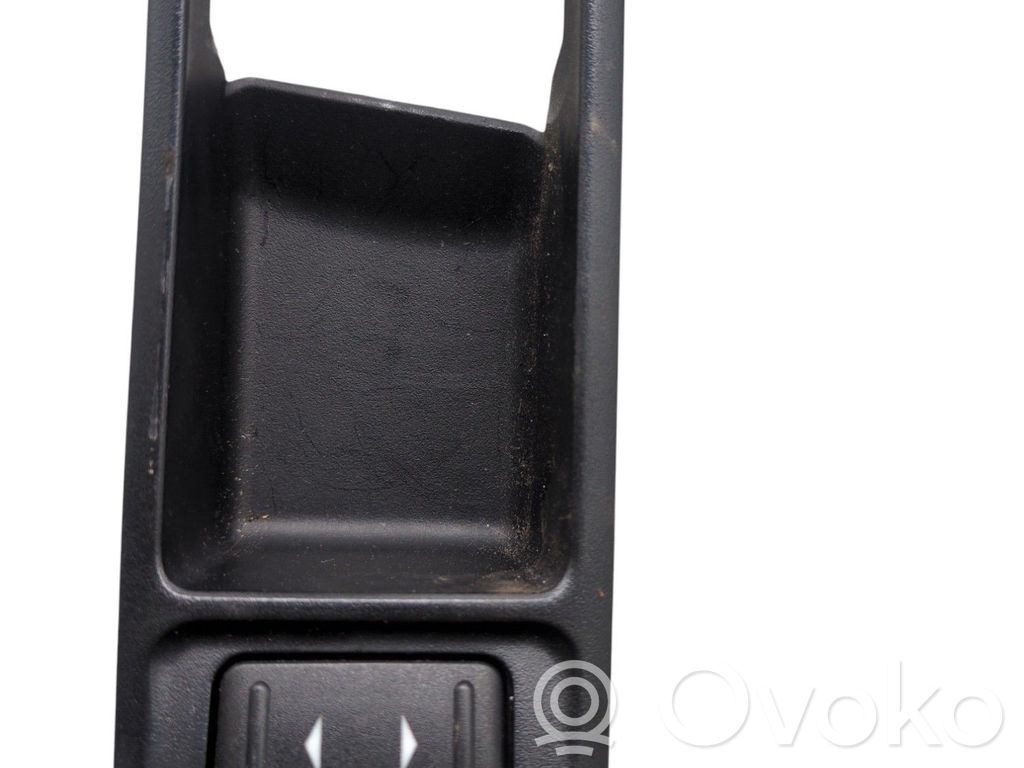 Ford Focus Electric window control switch 