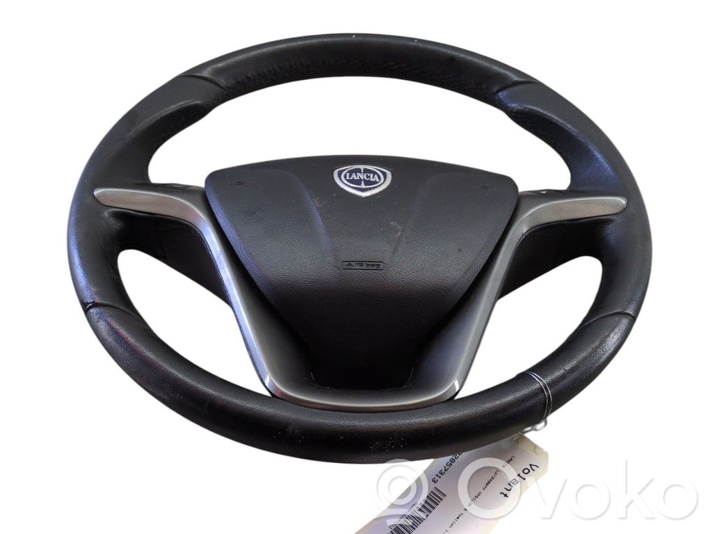 Lancia Ypsilon Ohjauspyörä 