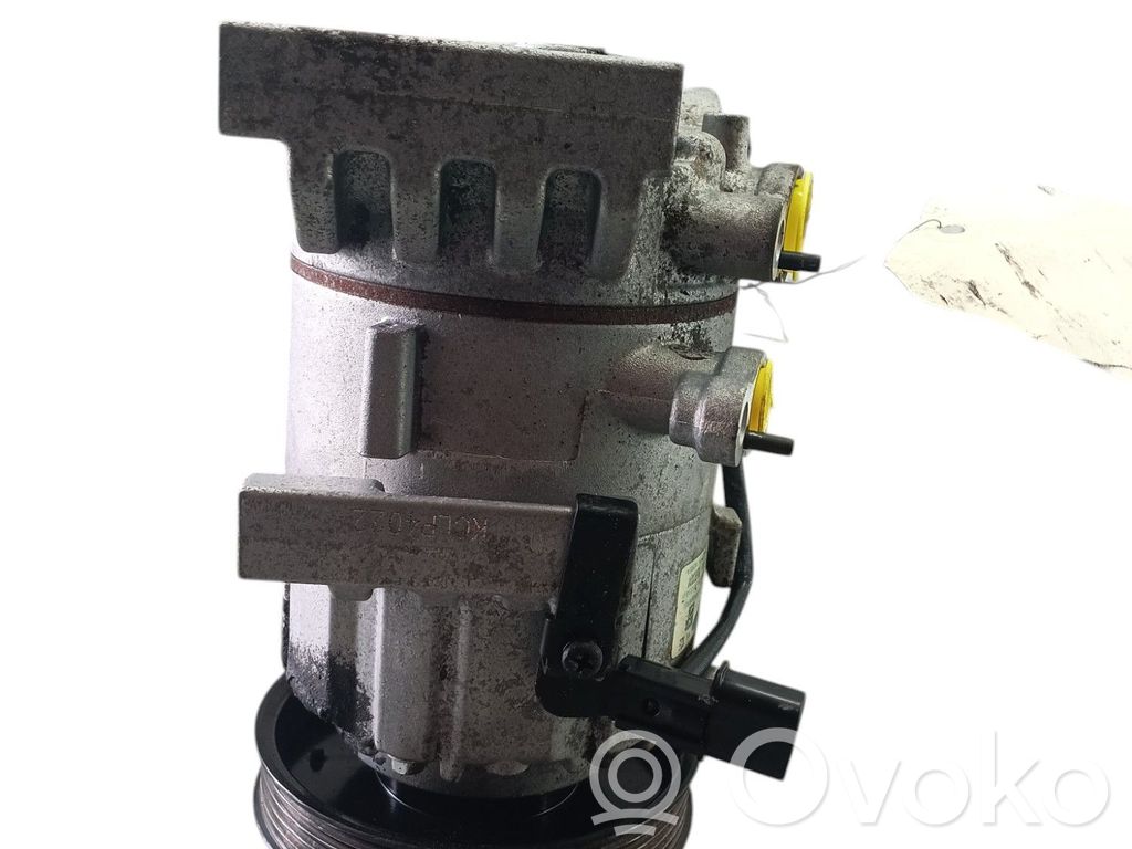 Hyundai i20 (GB IB) Kompresor / Sprężarka klimatyzacji A/C 