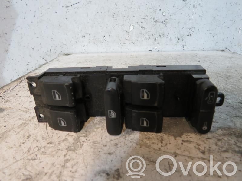 Electric window control switch   1J4959857D