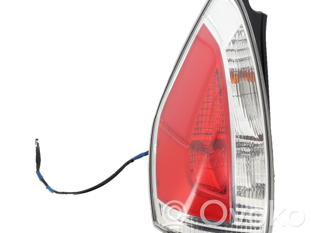 Rear/tail lights   C31751160F