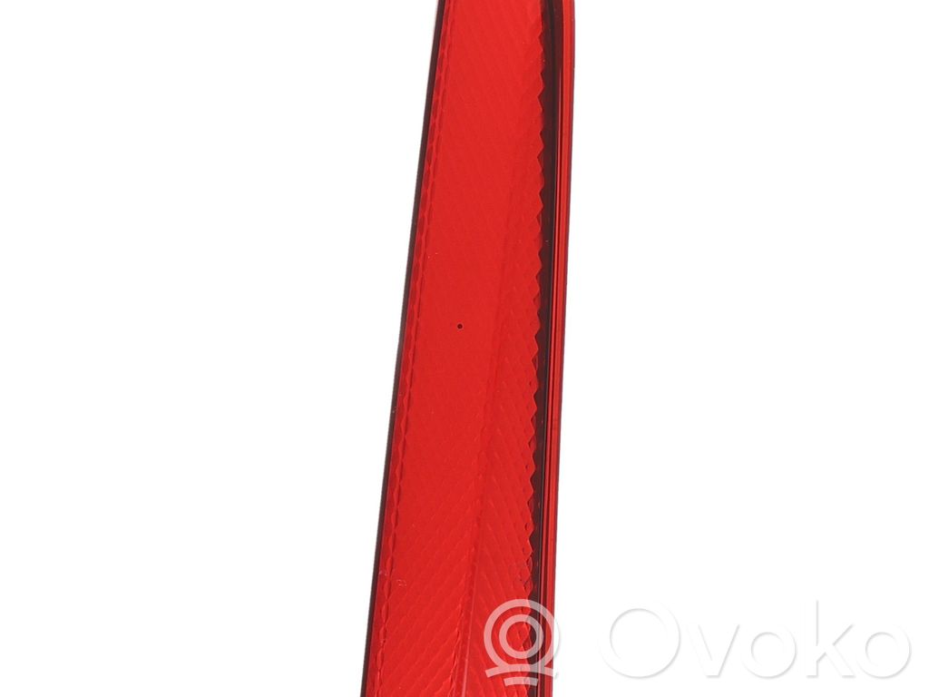 Galinis žibintas dangtyje   265539U00A