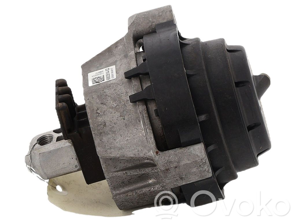 BMW 5 G30 G31 G38 Suport tampon motor 