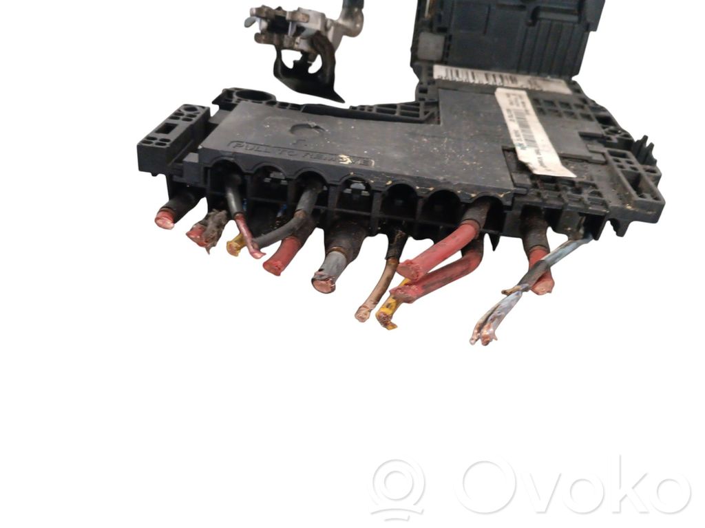 Citroen C4 II Fuse box set 