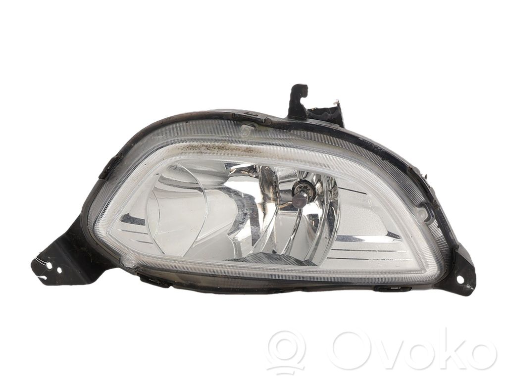 Miglas lukturis priekšā   95182575