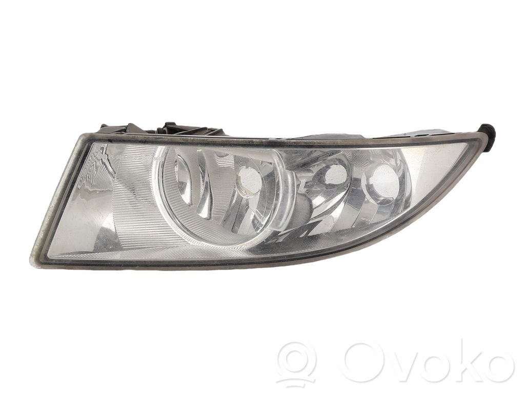 Etusumuvalo   5J0941701B