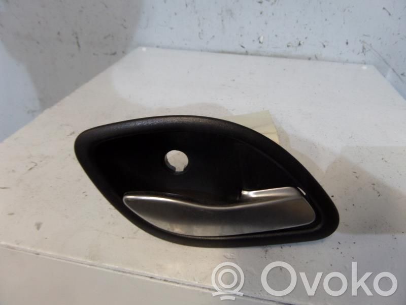 Front door interior handle   8200000724