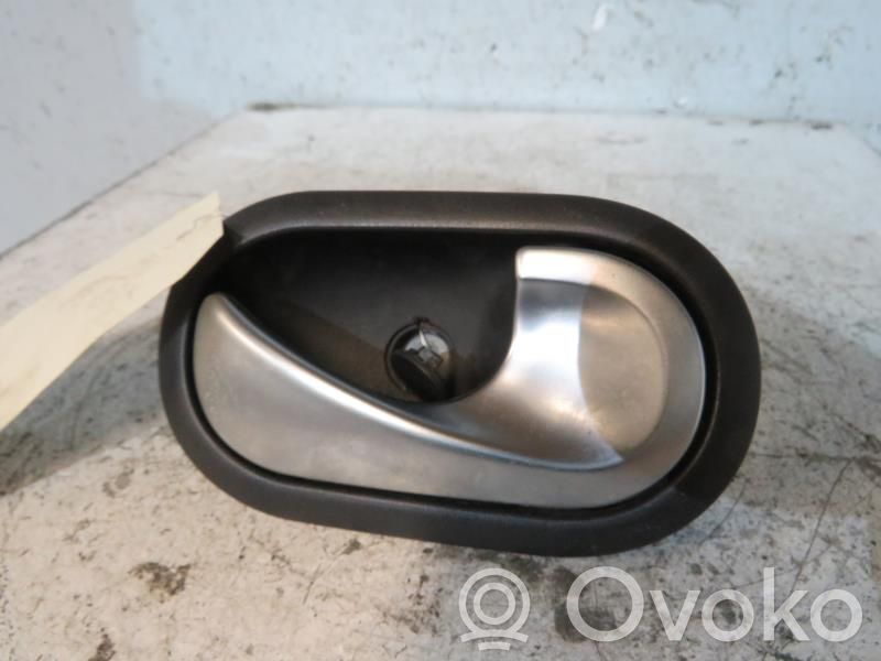 Renault Modus Manecilla interna puerta delantera 