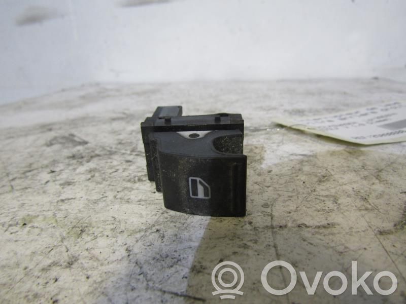 Volkswagen Golf V Interruptor del elevalunas eléctrico 