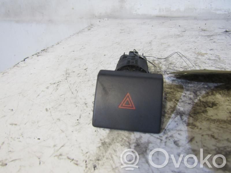 Ford Transit -  Tourneo Connect Botón interruptor de luz de peligro 