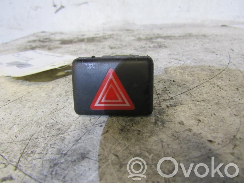 Botón interruptor de luz de peligro   8E09415095PR