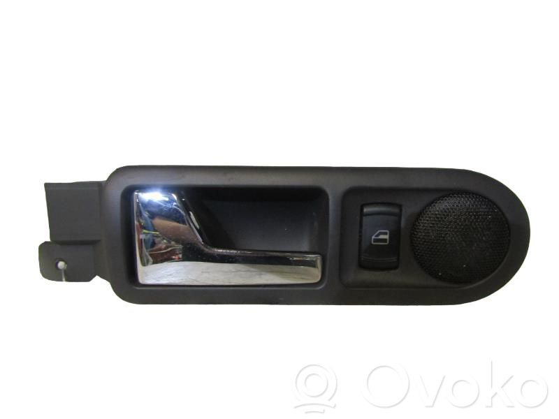 Volkswagen PASSAT B5.5 Manecilla interna puerta trasera 