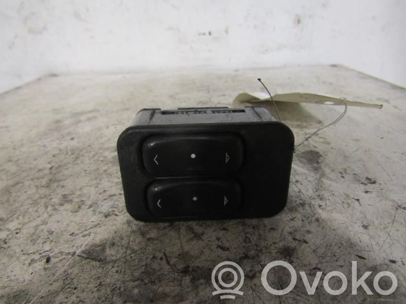Electric window control switch   24411030
