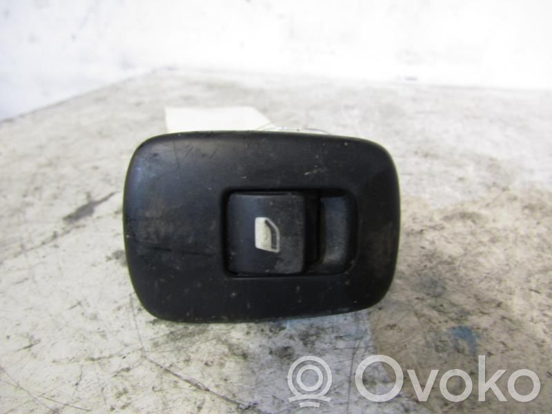 Peugeot 207 Electric window control switch 